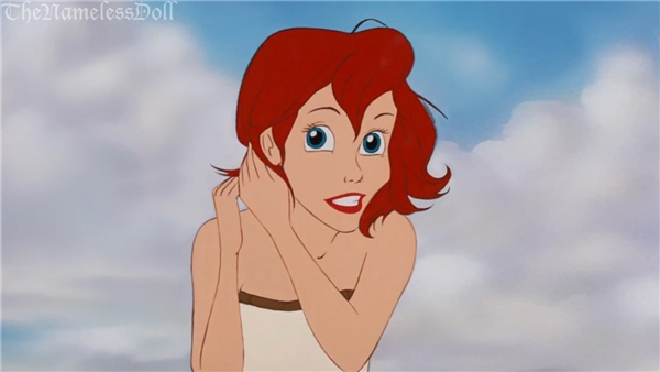 
Dù đã cắt đi kha khá tóc nhưng nàng tiên cá Ariel vẫn giữ được nét mơ mộng đầy quyến rũ. (Ảnh: The Nameless Doll)