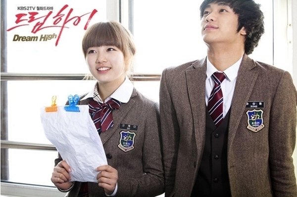 Loạt “tình cũ” hội tụ trong phim mới của Kim Soo Hyun