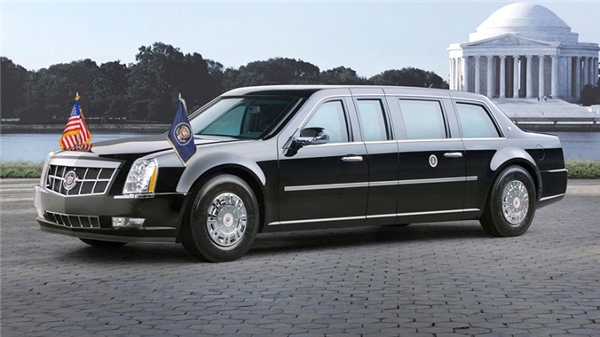 
Chiếc siêu limousine của Donald Trump nhiều khả năng là bản nâng cấp từ Cadillac One. (Ảnh: internet)