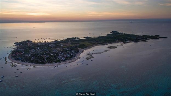 
Dù từng phải hứng chịu thảm họa, bị “hủy diệt” gần như toàn bộ nhưng giờ đây, Malapascua lại trở thành “hòn ngọc” của Philippines cũng như một trong những điểm du lịch hút khách hàng đầu thế giới.