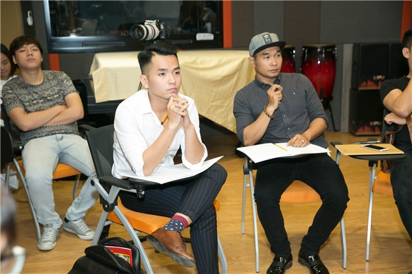 Phạm Hồng Phước hăng say tập luyện cùng Trương Kiều Diễm, nhóm MTV