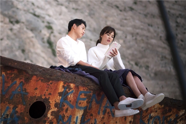 Mối tình chị em thi nhau nở rộ trên màn ảnh Hàn năm 2016