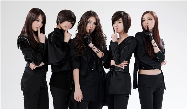 2NE1 tan rã báo hiệu ngày tàn của các nhóm nữ Kpop đã đến?