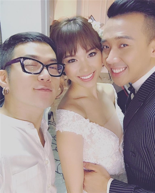 
Hình ảnh Trấn Thành và Hari Won đến thử đồ cưới tại studio Chung Thanh Phong. - Tin sao Viet - Tin tuc sao Viet - Scandal sao Viet - Tin tuc cua Sao - Tin cua Sao