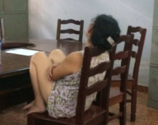 Bà Hồ Thị Ngọc Đ. tại cơ quan điều tra Công an phường Tân Phú. (Ảnh: Internet)
