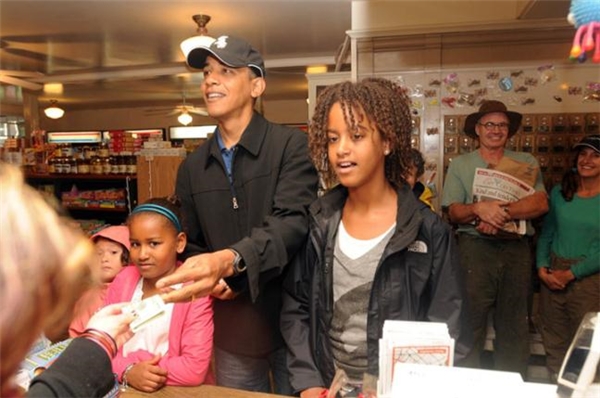 Chùm ảnh chứng minh Obama là người cha tuyệt vời nhất thế giới