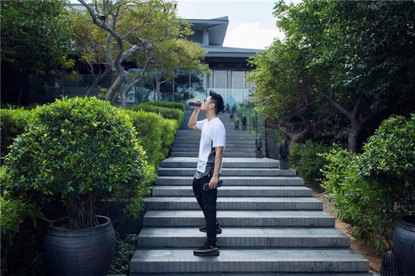 Kéo chân 9cm: Hot boy Hà Nội chia sẻ về “hành trình 1 năm dãn xương”