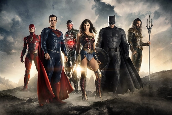 
Justice League lấy mốc thời gian khoảng một năm sau Batman v Superman: Dawn of Justice (2016). 