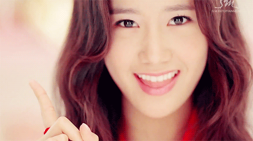 
Hình ảnh của Yoona trong MV Dancing Queen được quay vào năm 2008 nhưng mãi đến năm 2013 mới chịu tung ra.