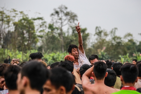 
Sẽ chỉ có thành phần là thanh niên địa phương được tham gia nghi lễ cướp Phết trong lễ hội Phết Hiền Quan.