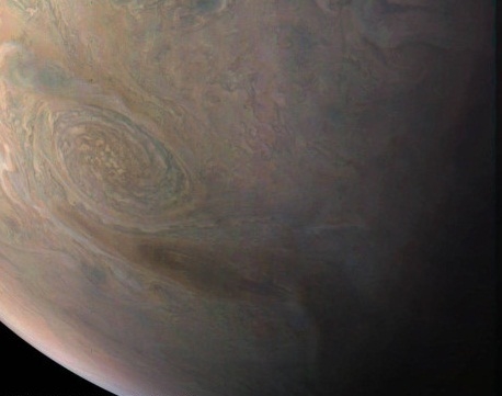 Soi ảnh Sao Mộc tuyệt đẹp mới nhất gửi về từ tàu không gian Juno