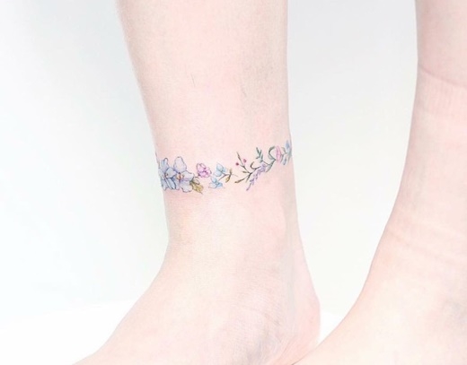 30 Subtle and Delicate Pastel Tattoos by Mini Lau  TattooBloq  Girly  tattoos Feather tattoos Cool tattoos