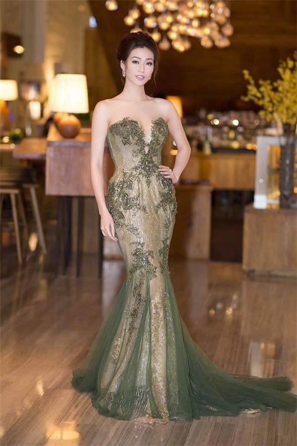 Đặt lên “bàn cân” khi mỹ nhân Việt chuộng váy màu xanh rêu