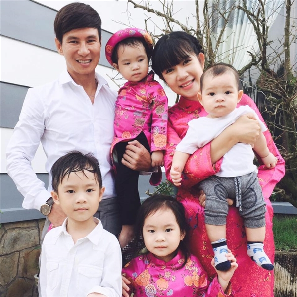 
Gia đình hạnh phúc hiện tại của Minh Hà và Lý Hải - Tin sao Viet - Tin tuc sao Viet - Scandal sao Viet - Tin tuc cua Sao - Tin cua Sao